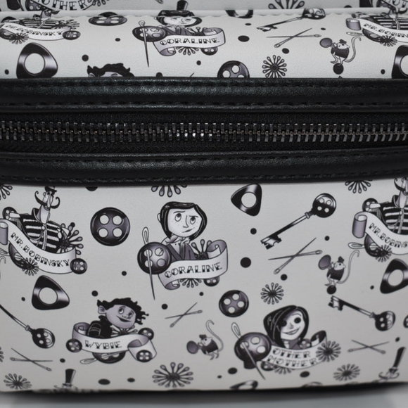 Loungefly - EXCLUSIVE - LAIKA CORALINE TATTOO AOP MINI BACKPACK - Picture 4 of 9